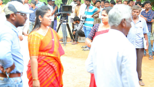 పాఠశాల ఆవరణలో..