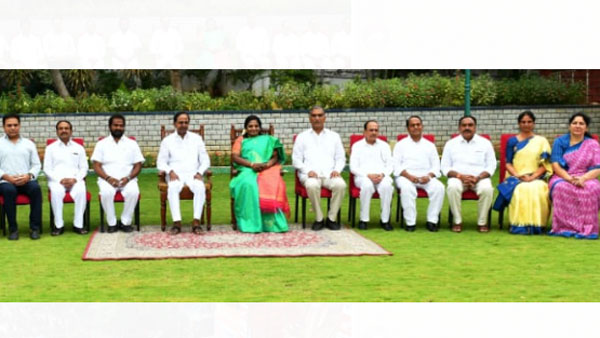 మంత్రివర్గ విస్తరణతో కొత్త సమస్యలు..