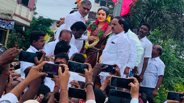 With the inspiration of Chakali Ilamma we will build Golden Telangana said Harish Rao With the inspiration of Chakali Ilamma we will build Golden Telangana said Harish Rao