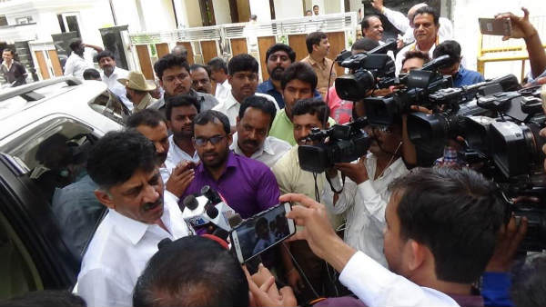 డబ్బులు ఎక్కడివి ?