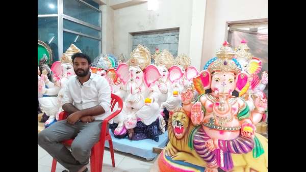 రూ. లక్షల విలువైన విగ్రహాలు