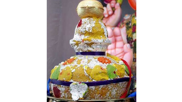 gold laddu auction in bholakpur hyderabad gold laddu auction in bholakpur hyderabad