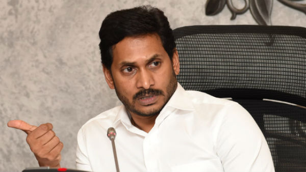 ఏపీలో సమర్ధులు లేరా అన్న ప్రశ్న .. ఇలాగే కొనసాగితే సీఎం జగన్ కు ఇబ్బందే