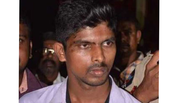 ప్రతిపక్ష నేతగా ఉన్న సమయంలో దాడి..