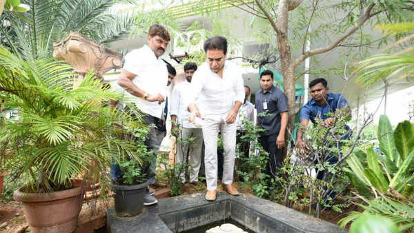 ఇంటిని చక్కబెట్టుకున్న కేటీఆర్.. పారిశుద్ధ్య నిర్వహణపై ప్రజలకు పిలుపు