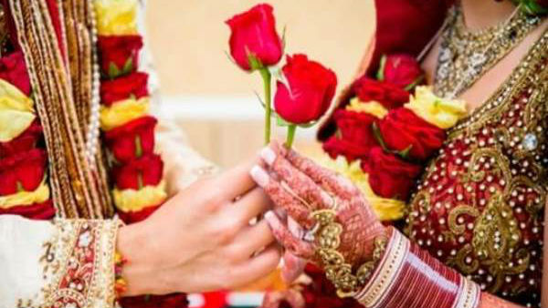 మతాలు వేరు..
