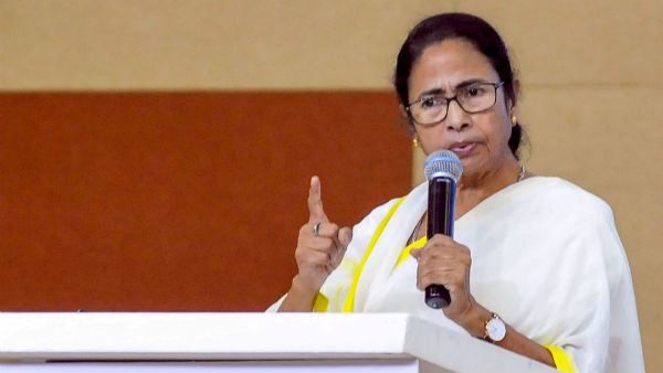 మారిన మమత బెనర్జీ..! బీజేపి పై తగ్గించిన దూకుడు..!!