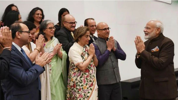 Kashmiri Pandits meet PM Modi in Houston, say 7 lakh Pandits thank Modi govt Kashmiri Pandits meet PM Modi in Houston, say 7 lakh Pandits thank Modi govt