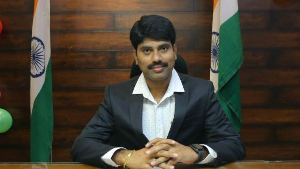 30 రోజుల కార్యాచరణ ప్రణాళిక అమలులో చురుగ్గా ములుగు కలెక్టర్ .. సైకిల్ పై 15 కిలోమీటర్ల ప్రయాణం