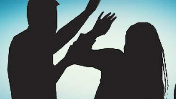 చిక్కిన నీచుడు