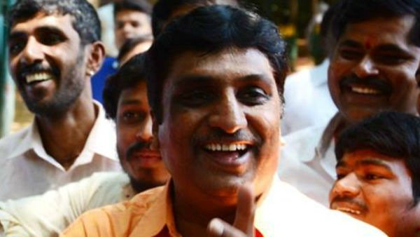 రూ. 15 వేల కోట్ల స్కాంలు