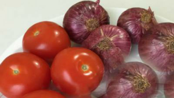 After onions, tomatoes are next in line to bear the brunt of supply shortages After onions, tomatoes are next in line to bear the brunt of supply shortages