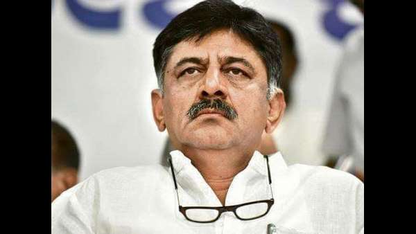 సిద్దూ దెబ్బకు డీకే అరెస్టు
