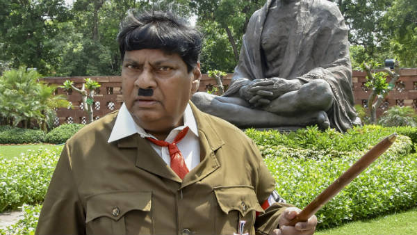 హిట్లర్గా శివప్రసాద్..