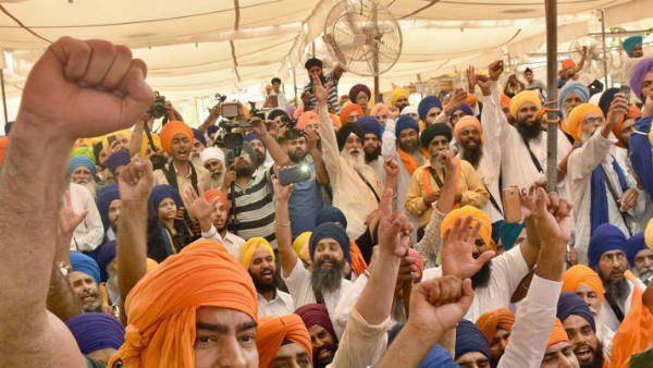 Centre slashes blacklist of Sikhs barred from travelling to India, Centre slashes blacklist of Sikhs barred from travelling to India,