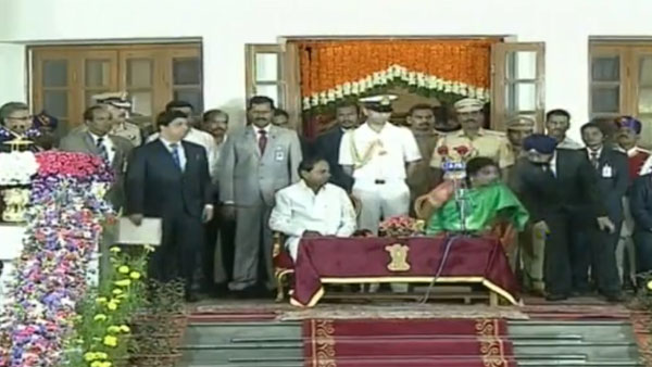 రాజకీయ సమీకరణాలు, జిల్లాల ప్రాధాన్యత.. తొలిసారిగా ఇద్దరు మహిళలకు..!
