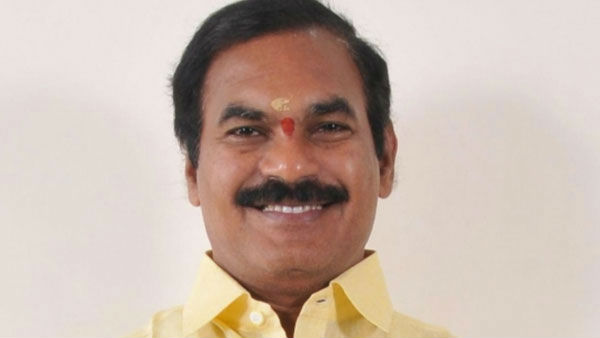 తోట త్రిమూర్తులు గురించి డిప్యూటీ సీఎం కాన్వాయ్ అడ్డుకున్న దళిత సంఘాల నేతలు