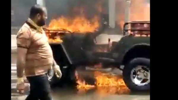 man sets car on fire, friend records him, Cops arrest both after man sets car on fire, friend records him, Cops arrest both after