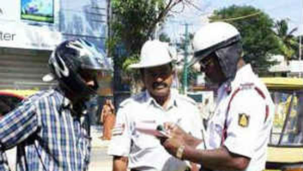 కొత్త చట్టంతో వాహనదారుల్లో గుండెళ్లో రైళ్లు
