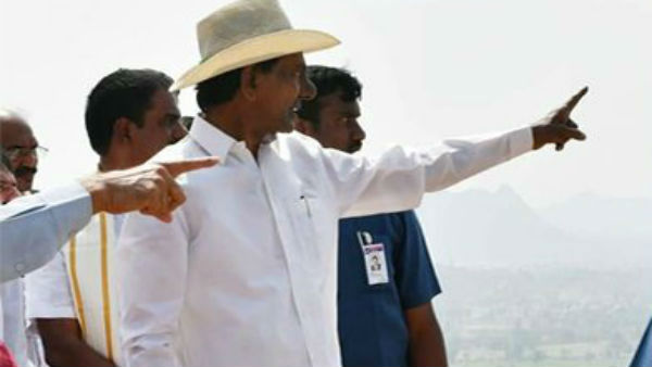 Removal of KCR pictures in Yadadri .. check to opposition Removal of KCR pictures in Yadadri .. check to opposition