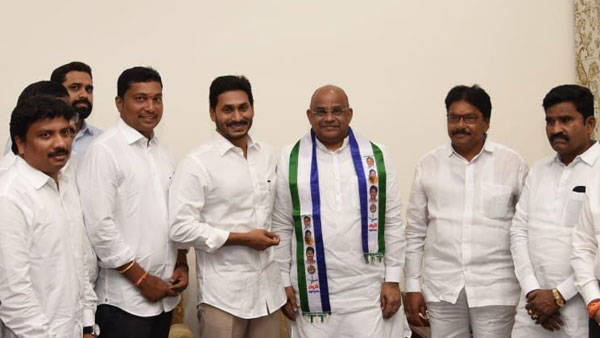 ఆకుల సత్యనారాయణకు పార్టీ బాధ్యతలు..