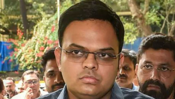 క్రికెట్ లో రాజకీయాలా?