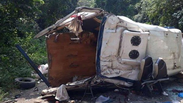 కర్ణాటకకు చెందిన టూరిస్టులు