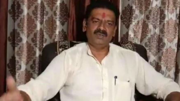 ధనత్రయోదశి నాడు బంగారం బదులు కత్తులు కొనండి