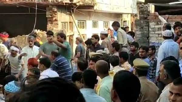 10 killed after a cylinder blast that lead to building collapse 10 killed after a cylinder blast that lead to building collapse