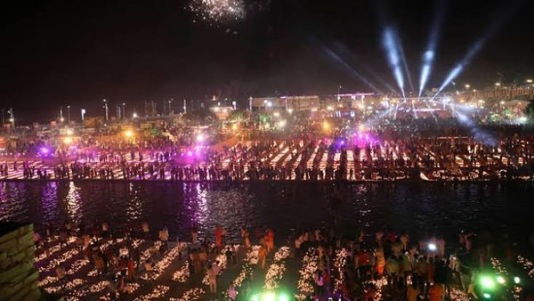 5.51 లక్షల మట్టి ప్రమిదల్లో..