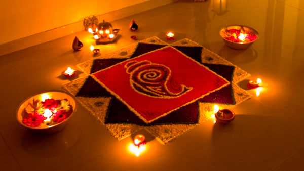 Celebrate this Diwali with bustling and Eco Friendly Celebrate this Diwali with bustling and Eco Friendly