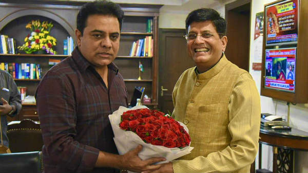పియూష్ గోయల్తో సమావేశం అయిన కేటీఆర్