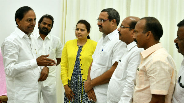 ఉద్యోగుల పీఆర్సీపైనా చర్చ..