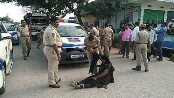 నేడు ఆందోళన చేసిన మహిళా కార్మికులు
