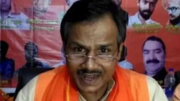 Kamlesh Tiwari was stabbed 15 times. Kamlesh Tiwari was stabbed 15 times.