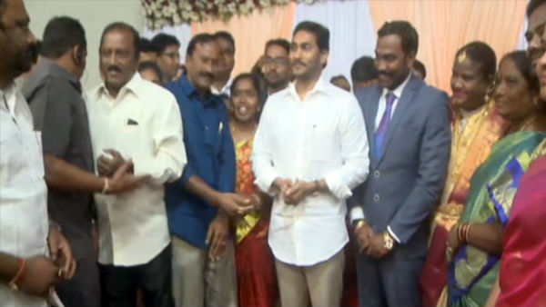 ఘనంగా వివాహం..