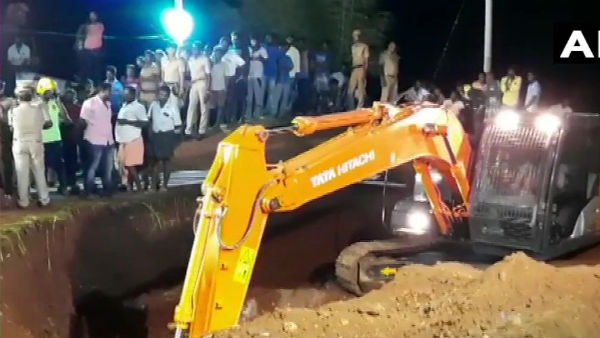 2 year boy falls into Borewell in Tamilnadu, Rescue operations underway 2 year boy falls into Borewell in Tamilnadu, Rescue operations underway