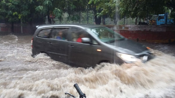 heavy rain in hyderabad effects normal life heavy rain in hyderabad effects normal life