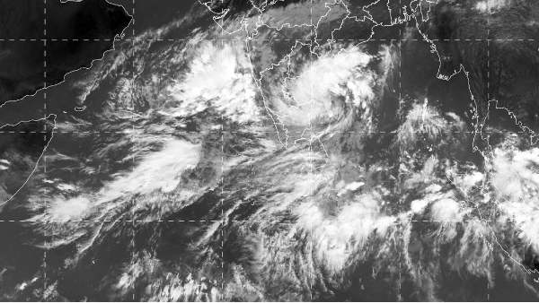 కేరళ, కర్ణాటకలో ఇదే పరిస్థితి..