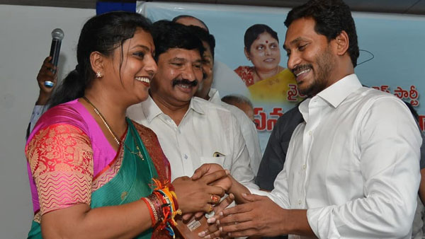 అందరికీ క్లాస్ .. ఆర్టీసీ సమ్మెపై ఎవరూ మాట్లాడొద్దు అని వార్నింగ్