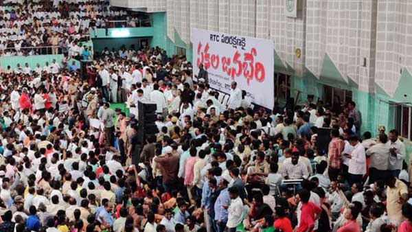 కేసీఆర్.. గాడిద పళ్లు తోముతున్నారా.?