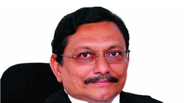 ఆధార్ కార్డు లింకేజీపై కీలక తీర్పు..