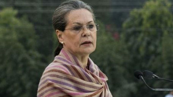 Sonia meets DK Shiva Kumar in Tihar jail, sends a strong message Sonia meets DK Shiva Kumar in Tihar jail, sends a strong message