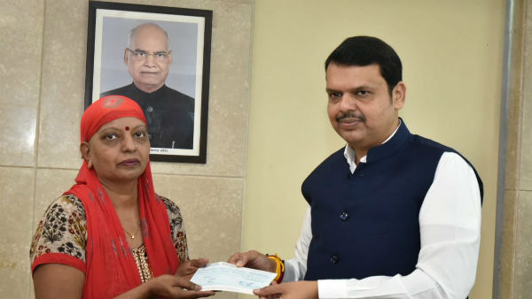 రెండోసారి సీఎంగా ఫడ్నవీస్ తొలి సంతకం..