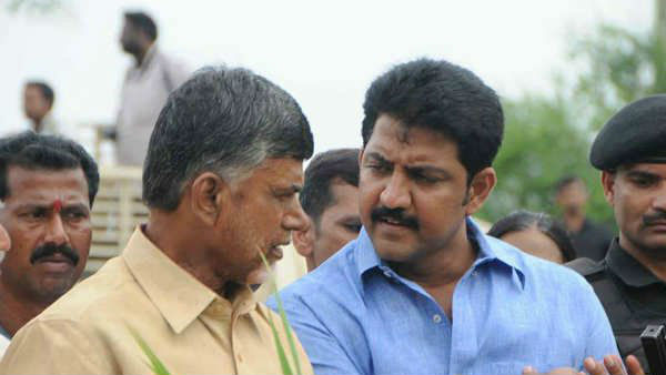 పవన్ కళ్యాణ్ ఎందుకు అక్కడకు వెళ్లలేదు..