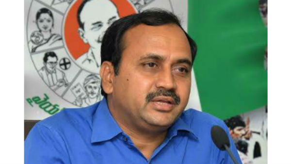 A major theft in Mangalagiri MLA Alla Ramakrishna Reddys office A major theft in Mangalagiri MLA Alla Ramakrishna Reddys office