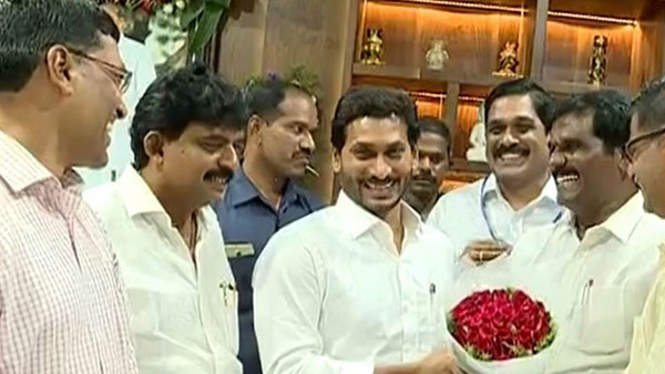 మేనిఫెస్టోలో ఇచ్చిన హామీ మేరకు