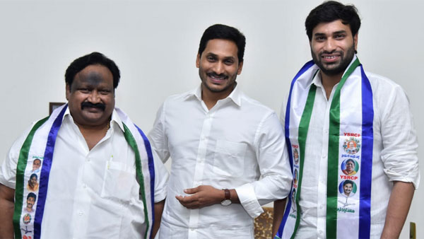 యువనేత దేవినేని అవినాష్ జంప్ పెద్ద కుదుపే