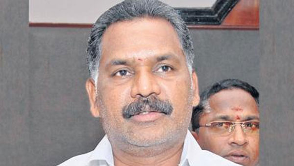 వైఎస్ అనుచరుడిగా..