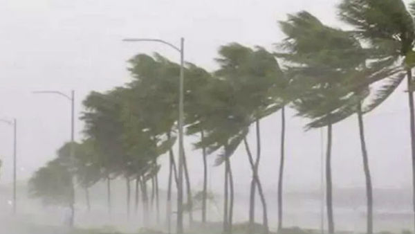 Cyclone Bulbul became severe: Odisha, Bengal brace for heavy rain, thunderstorm Cyclone Bulbul became severe: Odisha, Bengal brace for heavy rain, thunderstorm